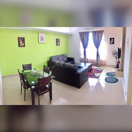 Apartment Wakaf Che yeh Kota Bharu Bagian luar foto